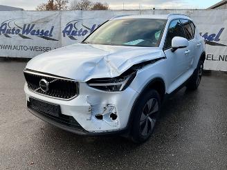damaged scooters Volvo XC40 B4 Core 2023/5